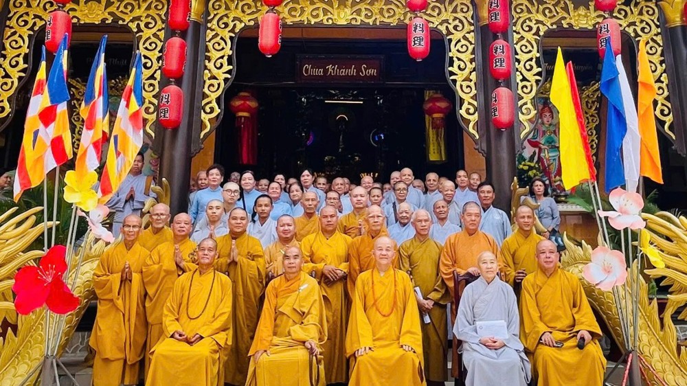 Cần Thơ: Hoà thượng Thích Minh Thiện thăm và thuyết giảng tại trường hạ chùa Khánh Sơn