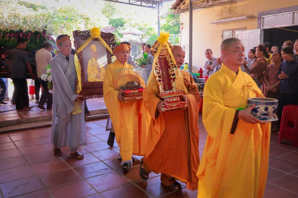 Quảng Ngãi: Lễ truy niệm và phụng tống kim quan Hòa thượng Thích An Quảng đến nơi trà tỳ