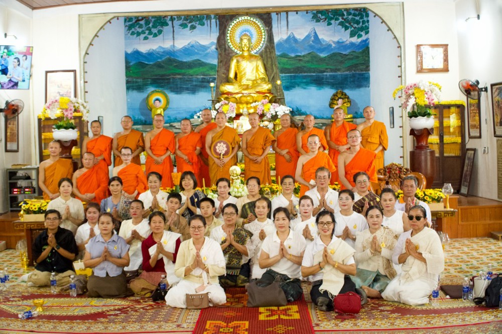 Đà Nẵng: Rực Rỡ Sắc Màu Phật Đản Và Nồng Ấm Tình Pháp Lữ Với Đoàn Hành Hương Lào Savannakhet