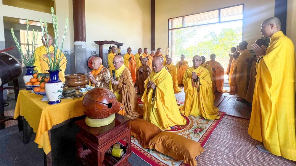 Quảng Ngãi: Hạ trường chùa Linh Quang trang nghiêm cử hành lễ tác pháp An cư kiết hạ PL.2570 – DL.2026