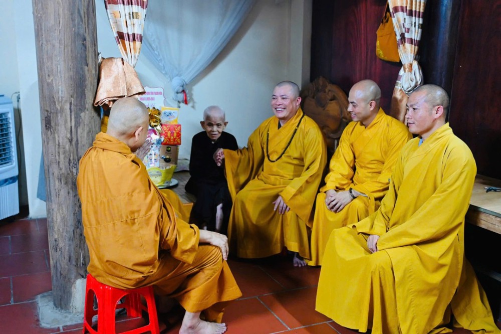 Thanh Hóa: Tân Ban Trị sự Phật giáo tỉnh thăm, đảnh lễ tri ân chư Tôn đức Tăng Ni lãnh đạo BTS qua các thời kỳ