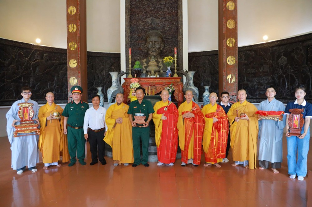 Tây Ninh: Đón ánh linh hương Danh nhân Văn hóa thế giới Nguyễn Đình Chiểu