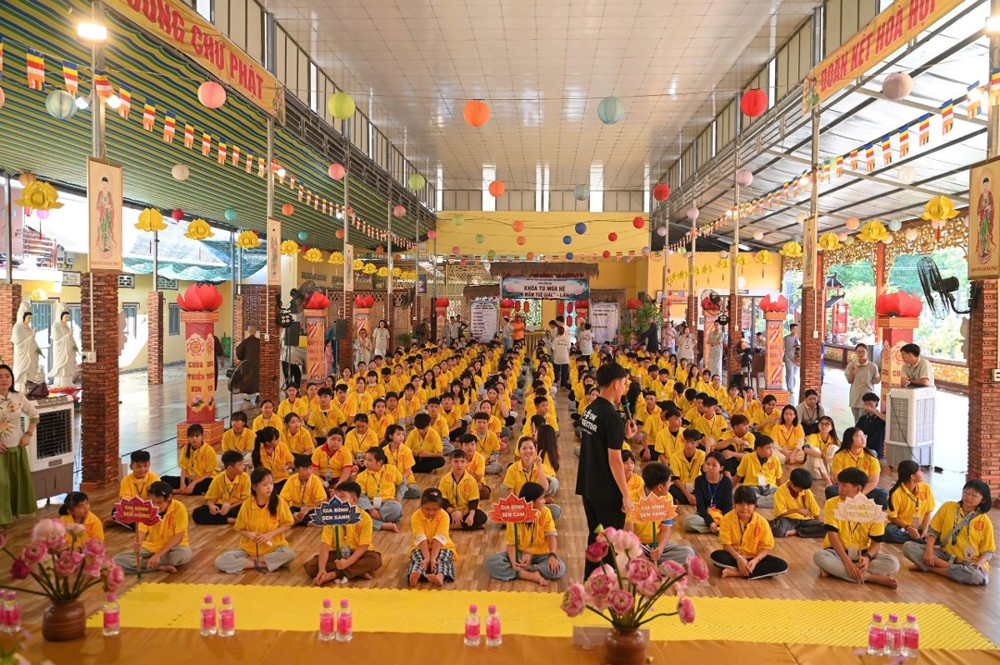 Đồng Tháp: Chùa Thiền Kim đón chào 200 khóa sinh tham gia khóa sinh hoạt hè “Ươm Mầm Tuệ Giác” lần 3