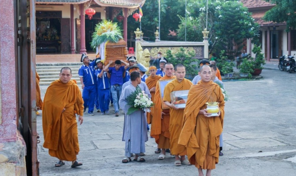 Lâm Đồng: Trang nghiêm lễ truy niệm, phụng tống kim quan Đại đức Thích Giác Tầm