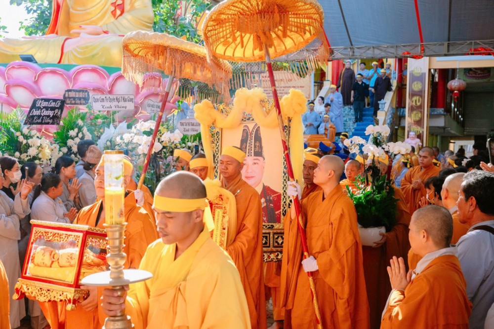 Cà Mau: Lễ truy niệm và phụng tống kim quan cố Hòa thượng Thích Phước Lợi nhập bảo tháp