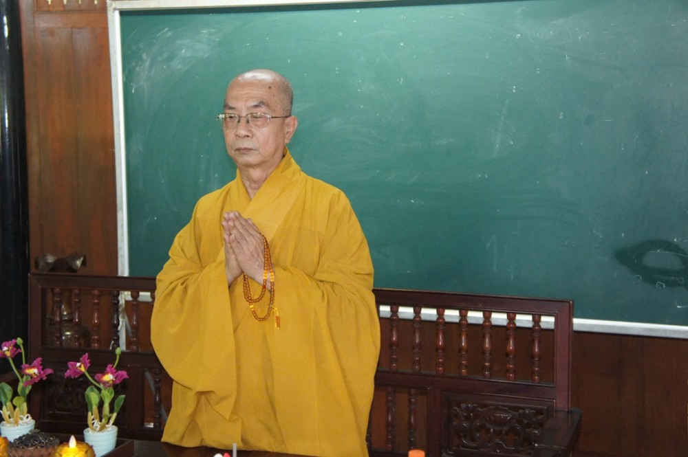 Vĩnh Long: Hòa thượng Thích Nhựt Tấn khuyến tấn chư hành giả nghiêm trì giới luật, trưởng dưỡng đạo tâm tại Hạ trường Chùa Vĩnh An