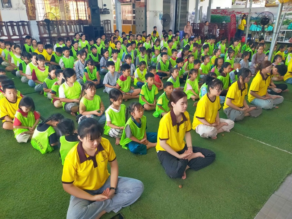Đồng Tháp: Chùa Phổ Tịnh (xã Cái Bè) tổ chức khóa sinh hoạt Phật pháp mùa hè dành cho các em thiếu nhi 