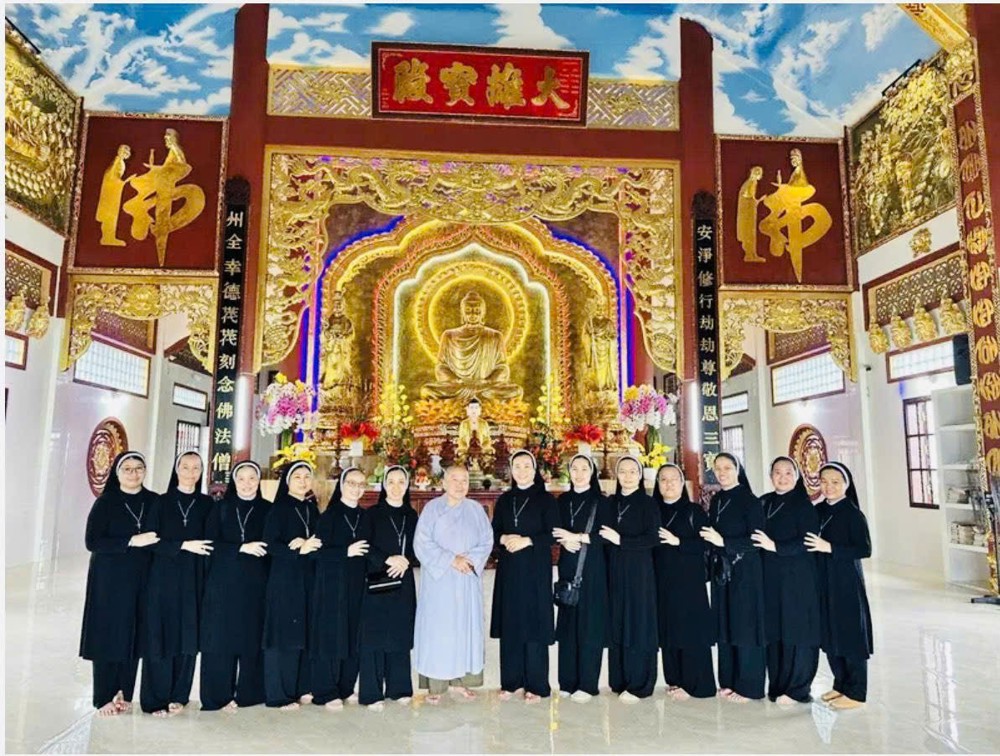 Tây Ninh: Hội dòng Mến Thánh Giá Mỹ Tho thăm và giao lưu tại chùa An Châu