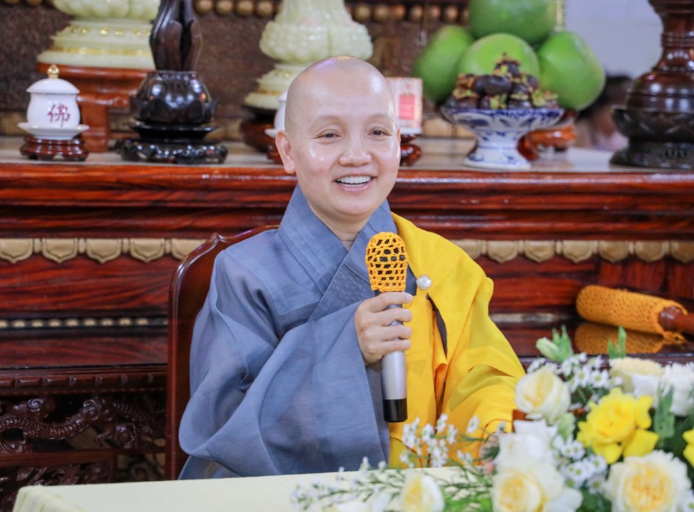 TP.HCM: Ni sư Thích Nữ Chúc Hiếu chia sẻ pháp thoại tại khóa tu Ngày an lạc ở Tịnh thất Pháp Thủy