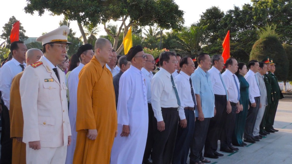 Ban Trị sự GHPGVN tỉnh An Giang dâng hương tưởng niệm các Anh hùng liệt sĩ nhân kỷ niệm 79 năm Ngày Thương binh Liệt sĩ - (27/7/1947 – 27/7/2026)