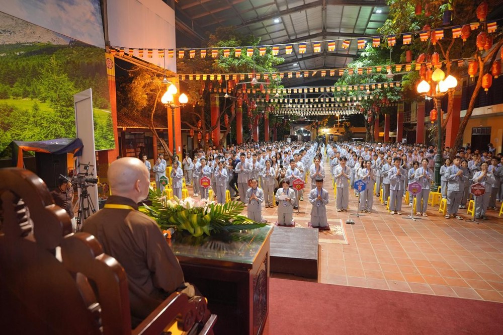 Hà Nội: Khai mạc Khóa sinh hoạt Phật pháp mùa hè lần thứ XIV tại chùa Bằng – Hành trình trở về nuôi lớn hạt giống thiện lành
