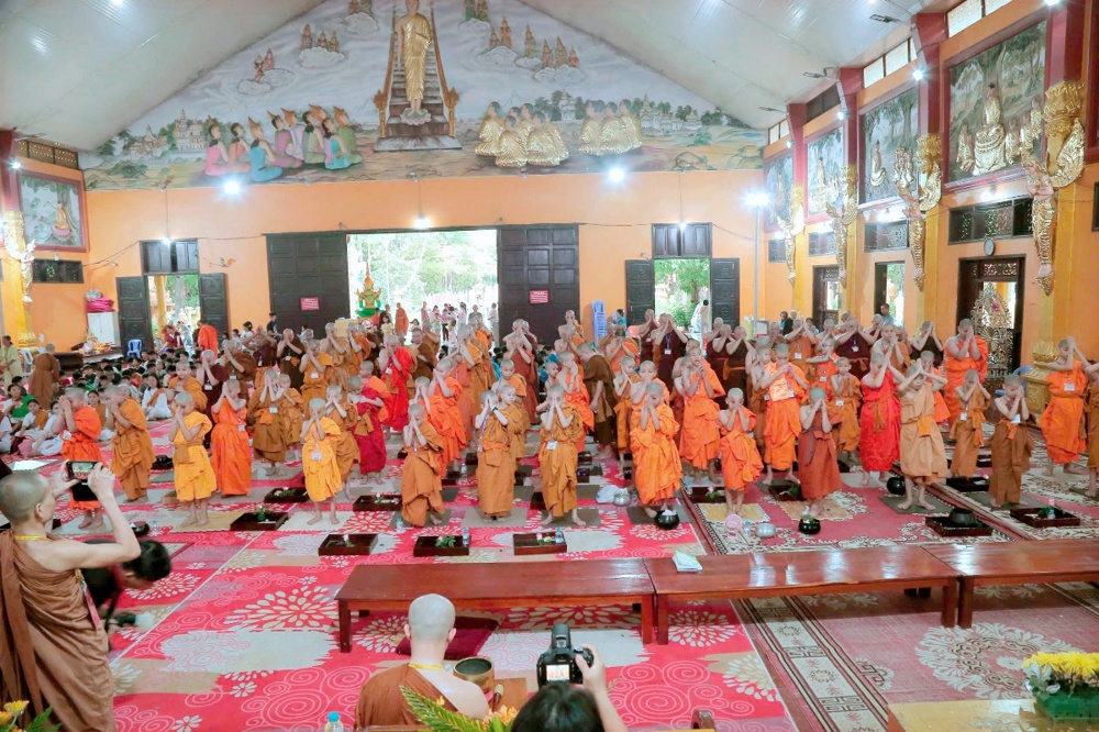Thiền viện Phước Sơn tổ chức khóa tu xuất gia gieo duyên và sinh hoạt Phật pháp mùa hè