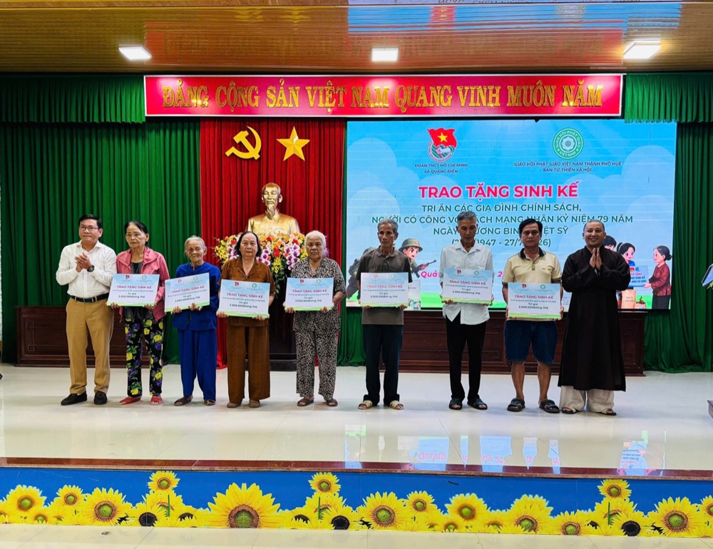 Huế: Lan tỏa nghĩa tình tri ân qua chương trình trao sinh kế, hỗ trợ xây dựng nhà Đại đoàn kết