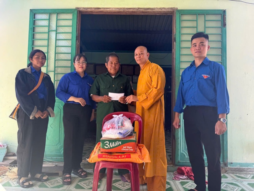 Chùa Hòa An: Tri ân các gia đình chính sách nhân ngày Thương binh - Liệt sĩ 27/7