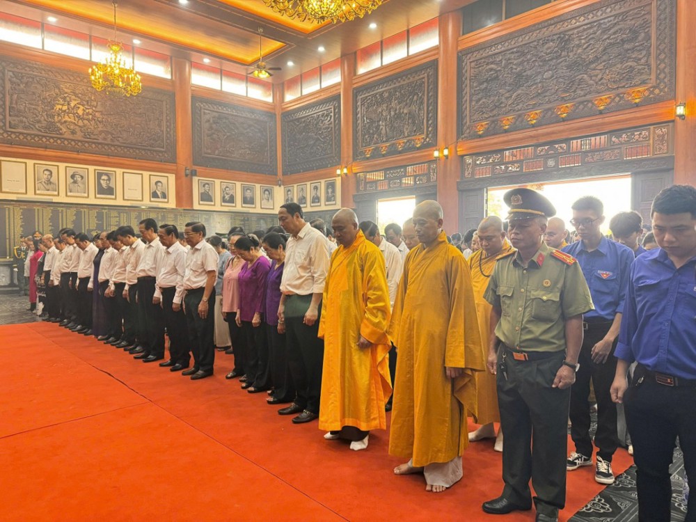 An Giang: Dâng hương tưởng niệm các Anh hùng liệt sĩ nhân kỷ niệm 79 năm Ngày Thương binh - Liệt sĩ (27/7/1947 – 27/7/2026)