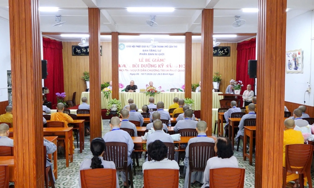 TP. Cần Thơ: Bế giảng Khóa bồi dưỡng kỹ năng MC và tổng kết Hội thi Người dẫn chương trình Phật giáo năm 2026