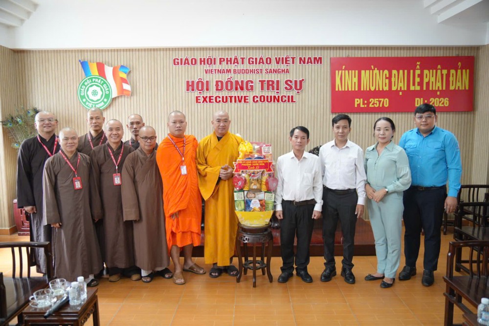 TP.HCM: Tân Bí thư phường Xuân Hòa thăm Văn phòng 2 Trung ương GHPGVN