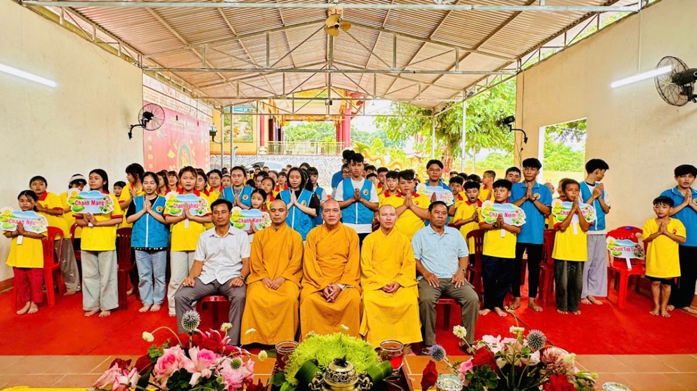 Chùa Linh Thứu khai mạc khóa sinh hoạt mùa hè "Gieo hạt từ bi" lần thứ IV năm 2026