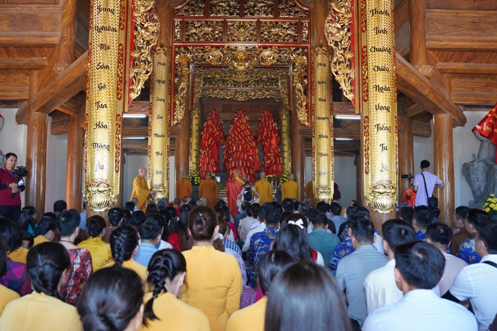 Lễ an vị Phật ba ngôi chùa tại Đặc khu Trường Sa sau thời gian trùng tu, tôn tạo