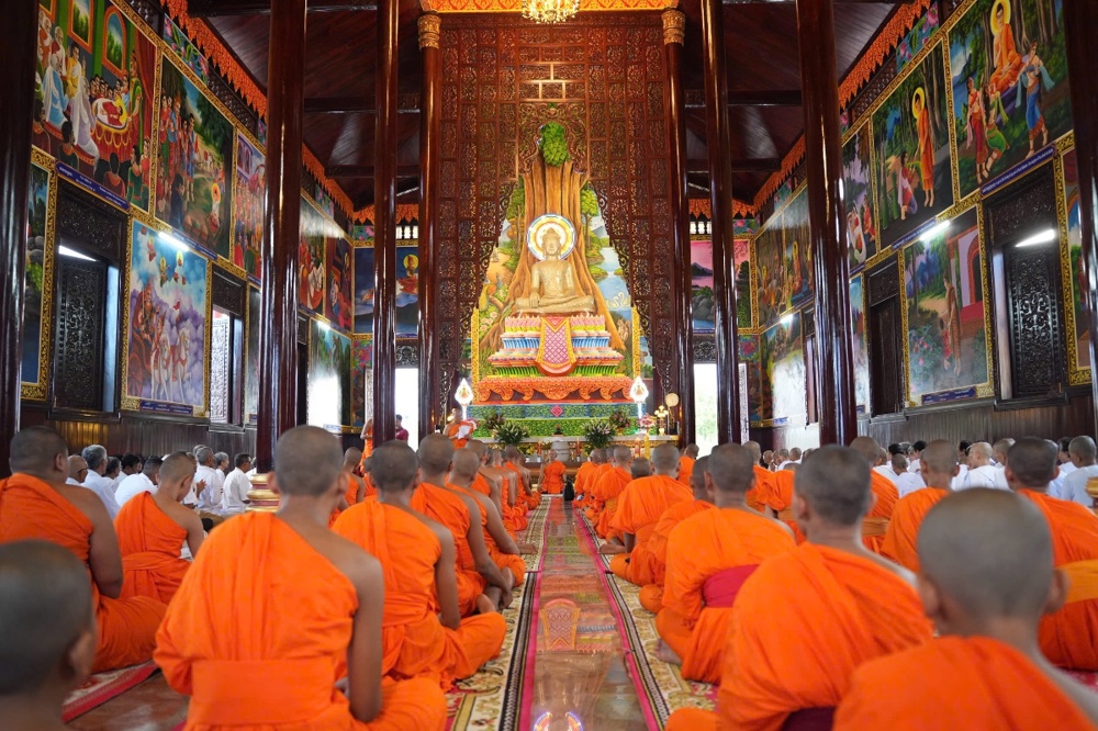 Cần Thơ: Trang nghiêm khai mạc khóa thiền Vipassana theo truyền thống Phật giáo Nam tông Khmer