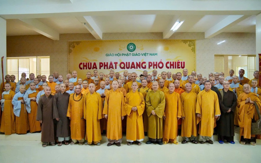 PSO - Ban Thường trực BTS GHPGVN tỉnh An Giang thăm, sách tấn chư hành giả An cư Kiết hạ tại các trường hạ Văn phòng 1