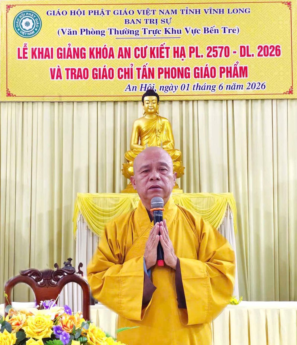 Vĩnh Long: Thượng tọa Thích Thanh Mẫn chia sẻ chuyên đề "Nghi lễ – Phương tiện tu tập giữa Đạo và đời" tại Trường hạ Tăng chùa Viên Minh