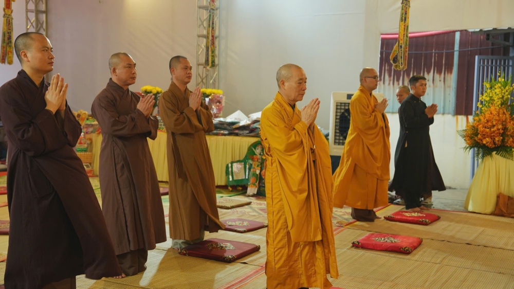 Khai đàn Dược Sư cầu nguyện Quốc thái dân an, tri ân Anh hùng Liệt sĩ và nguyện công trình Trung tâm Văn hóa Phật giáo Thủ đô khởi công thuận duyên