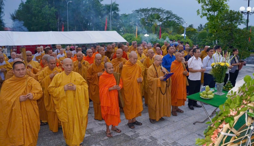 Cà Mau: Trang nghiêm lễ tưởng niệm, cầu siêu Anh hùng Liệt sĩ nhân kỷ niệm 79 năm Ngày Thương binh - Liệt sĩ