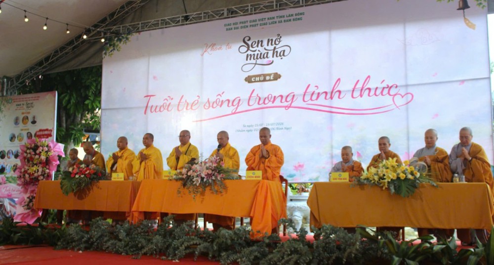 Lâm Đồng: Chùa Quang Minh lần đầu tổ chức khóa tu "Sen Nở Mùa Hạ" 