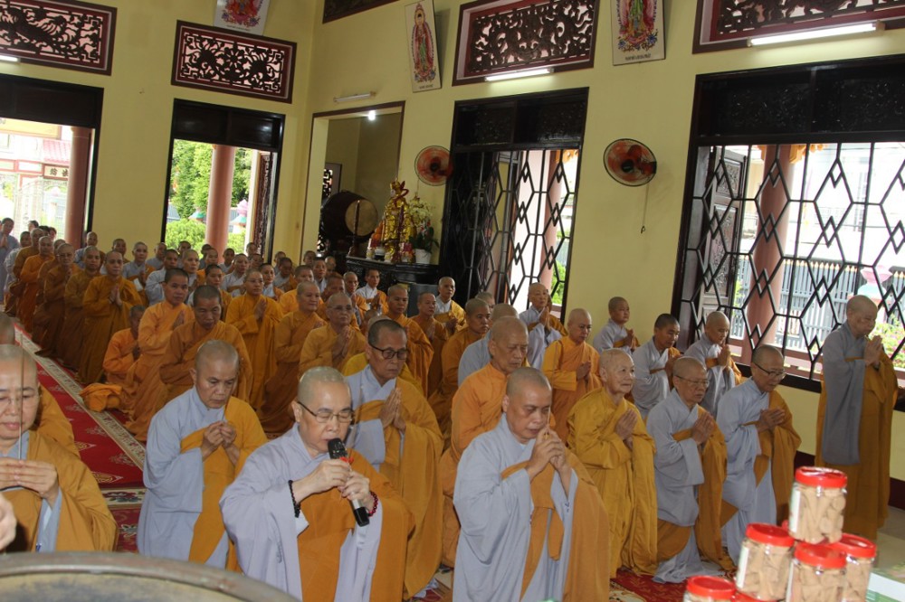 Lâm Đồng: Phân ban Ni giới Trung ương thăm chư hành giả an cư tại trường hạ Tổ đình Bình Quang Ni tự