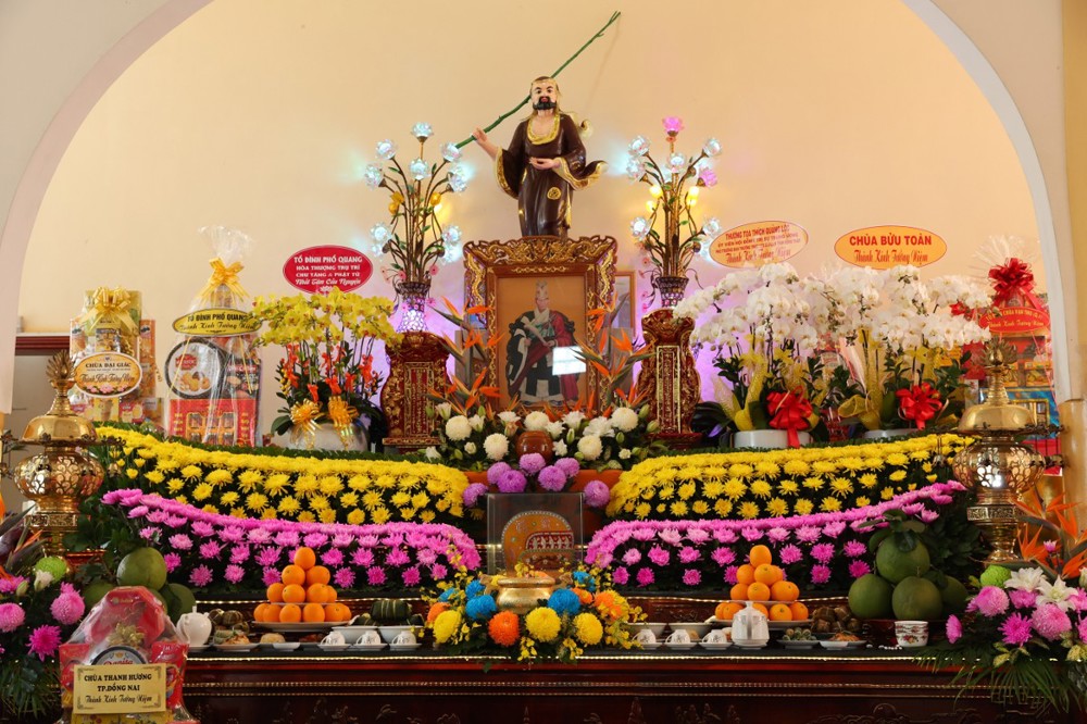 Đồng Tháp: Chùa Linh Quang trang nghiêm tưởng niệm Húy kị lần thứ XVIII cố Hòa thượng Thích Nhuận Hiền