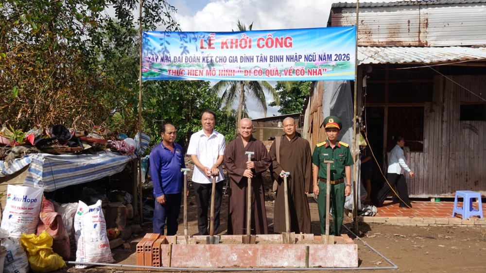 Đồng Tháp: Khởi công 2 căn nhà đại đoàn kết – ấm áp mô hình “Đi có quà, về có nhà” cho tân binh nhập ngũ