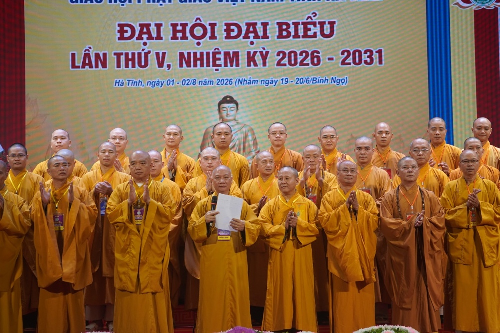 Hà Tĩnh: Thượng tọa Thích Chiếu Tuệ được suy cử tân Trưởng ban Trị sự GHPGVN tỉnh, nhiệm kỳ 2026-2031插图99