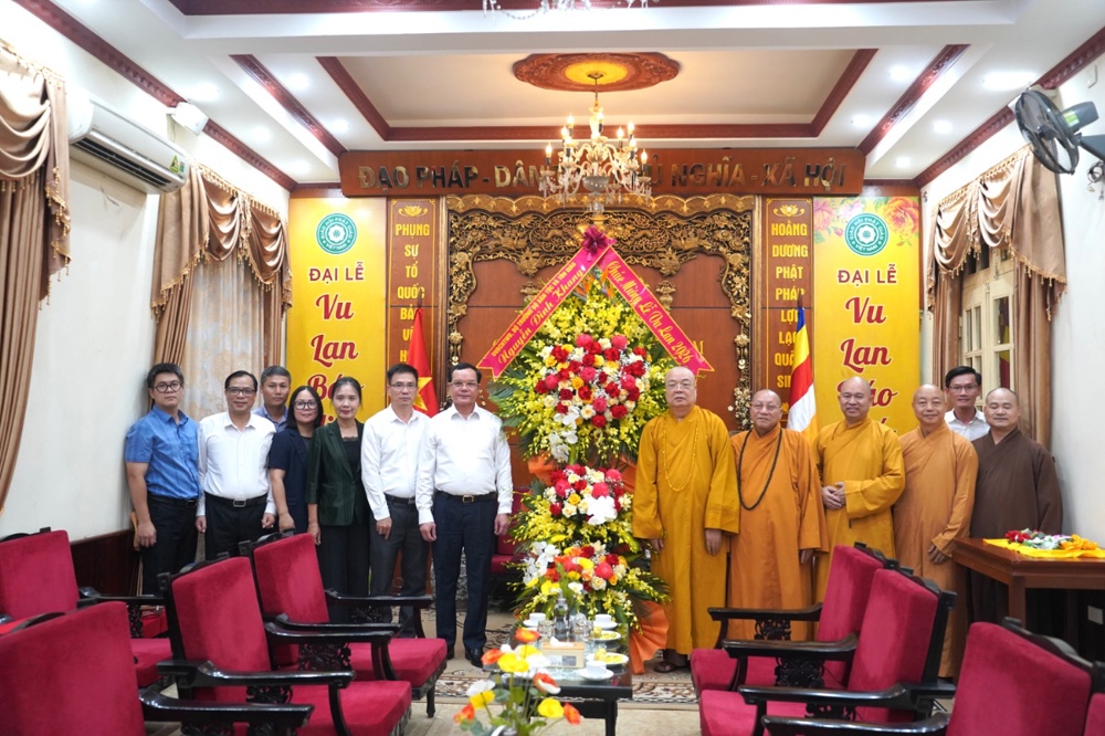 Hà Nội: Bộ Dân tộc và Tôn giáo chúc mừng Vu lan 2026 tại trụ sở Trung ương GHPGVN