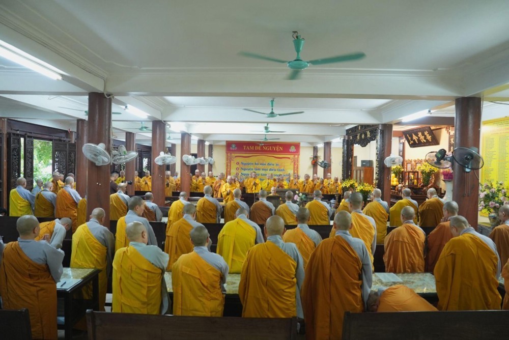Hà Nội: Trang nghiêm lễ tác pháp Tự tứ và Vu lan – Báo hiếu PL.2570 tại hạ trường Bồ Đề