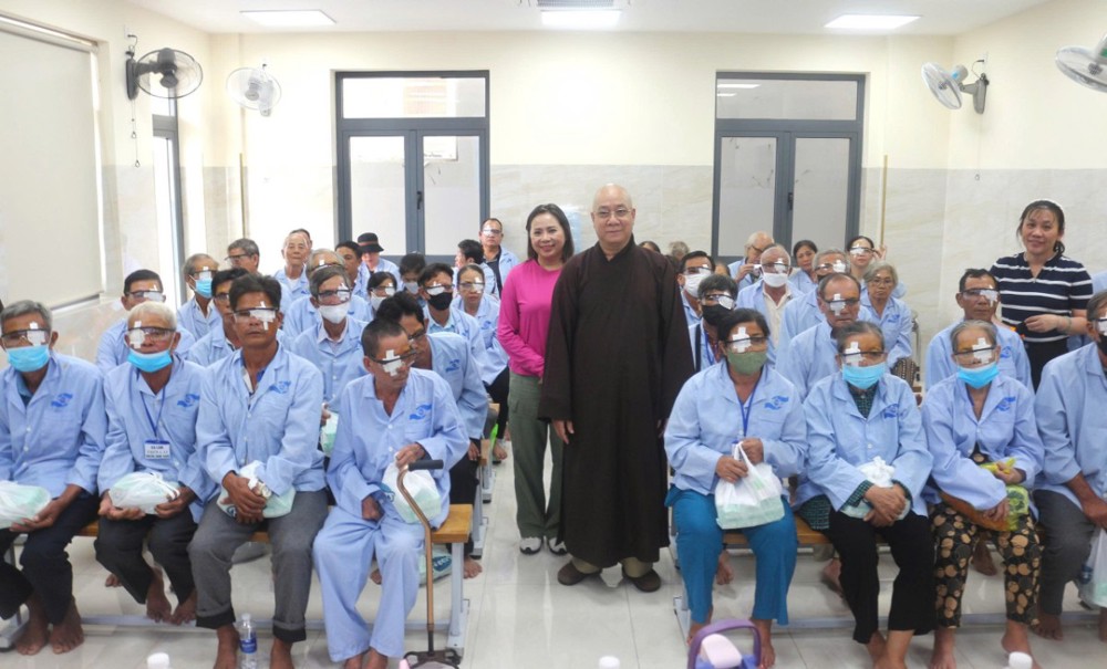 TP.HCM: Chùa Lộc Dã tổ chức chương trình mổ mắt nhân đạo nhân mùa Vu Lan