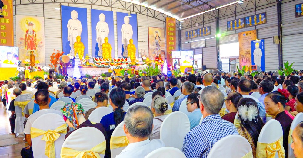 Hải Phòng: Chùa Hương Vân tổ chức Đại lễ Vu Lan, trao 500 phần quà đến người khuyết tật