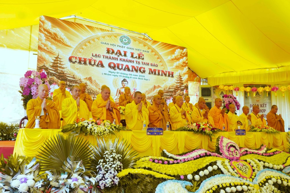 TP. Hồ Chí Minh: Chùa Quang Minh trang nghiêm cử hành Đại lễ Lạc thành – Khánh tạ Tam Bảo, khánh thành ngôi già lam sau nhiều năm kiến thiết
