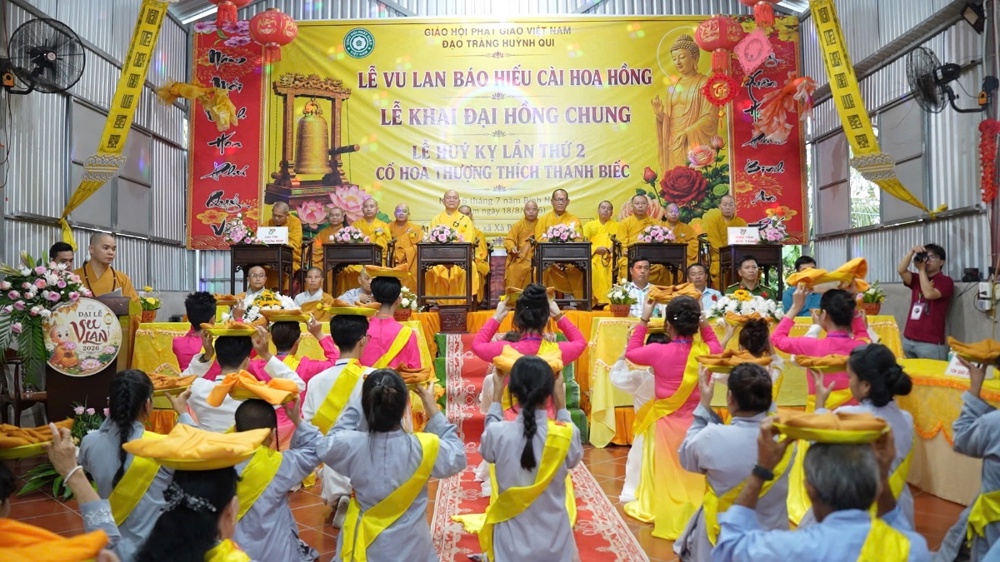 TP.Cần Thơ: Lễ Huý kỵ lần thứ 2 cố Hoà thượng Thích Thanh Biếc và Đại lễ Vu lan tại ĐSHTGTT Huỳnh Qui