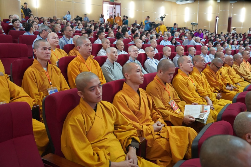 Hà Tĩnh: Thượng tọa Thích Chiếu Tuệ được suy cử tân Trưởng ban Trị sự GHPGVN tỉnh, nhiệm kỳ 2026-2031插图72