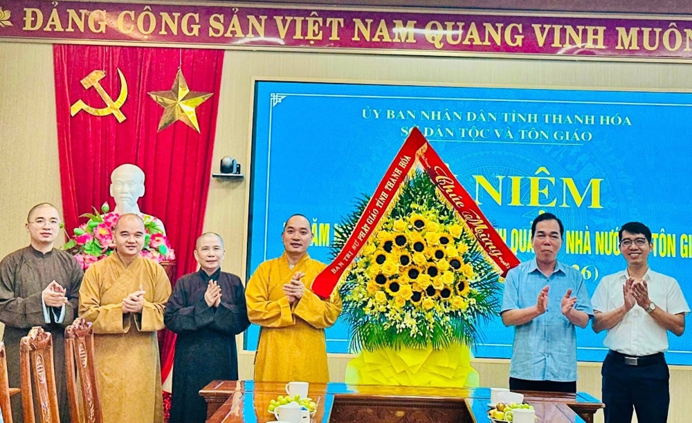 Thanh Hóa: Ban Trị sự GHPGVN tỉnh chúc mừng Sở Dân tộc và Tôn giáo nhân Ngày truyền thống ngành