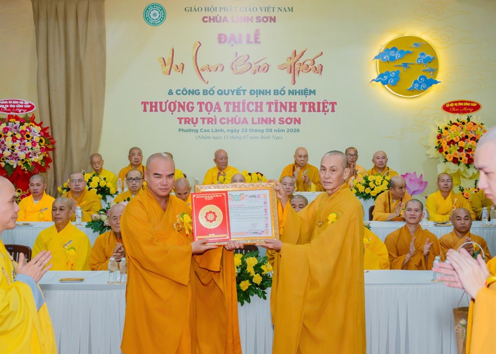 Đồng Tháp: Chùa Linh Sơn trang nghiêm lễ Công bố Quyết định bổ nhiệm trụ trì và Đại lễ Vu lan báo hiếu PL.2570