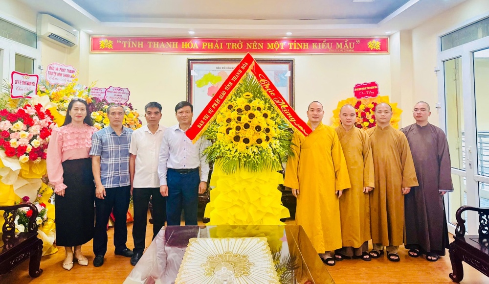 Thanh Hóa: Ban Trị sự GHPGVN tỉnh chúc mừng Ban Tuyên giáo và Dân vận Tỉnh ủy nhân Ngày truyền thống ngành