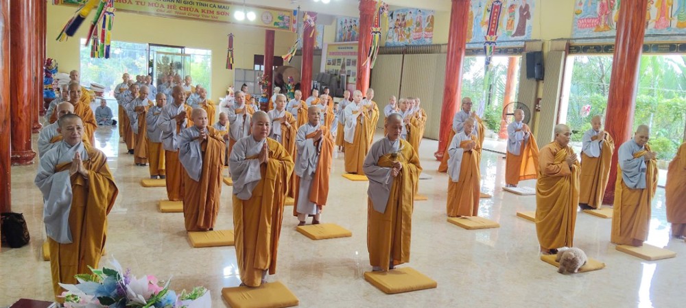 Cà Mau: Trang nghiêm lễ Bố-tát kỳ cuối trong mùa An cư Kiết hạ PL.2570 tại Kim Sơn cổ tự