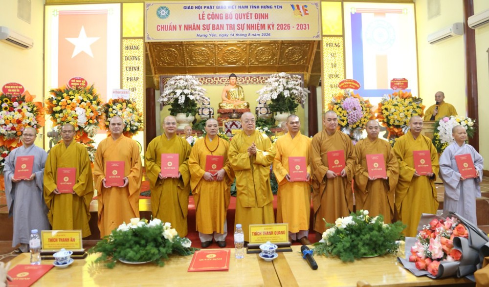 Lễ công bố Quyết định chuẩn y nhân sự Ban Trị sự GHPGVN tỉnh Hưng Yên nhiệm kỳ 2026-2031