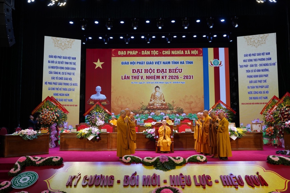 Hà Tĩnh: Thượng tọa Thích Chiếu Tuệ được suy cử tân Trưởng ban Trị sự GHPGVN tỉnh, nhiệm kỳ 2026-2031插图105