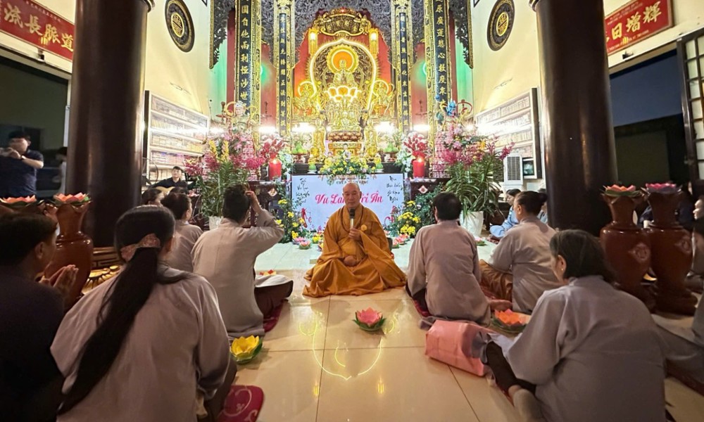 TP.HCM: Chùa Minh Giác tổ chức lễ thắp nến tri ân mùa Vu Lan