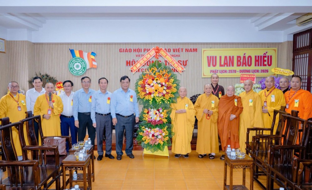 Bộ Dân tộc và Tôn giáo chúc mừng Đại lễ Vu Lan đến Trung ương Giáo hội