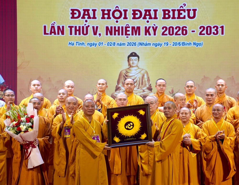 Hà Tĩnh: Thượng tọa Thích Chiếu Tuệ được suy cử tân Trưởng ban Trị sự GHPGVN tỉnh, nhiệm kỳ 2026-2031插图102