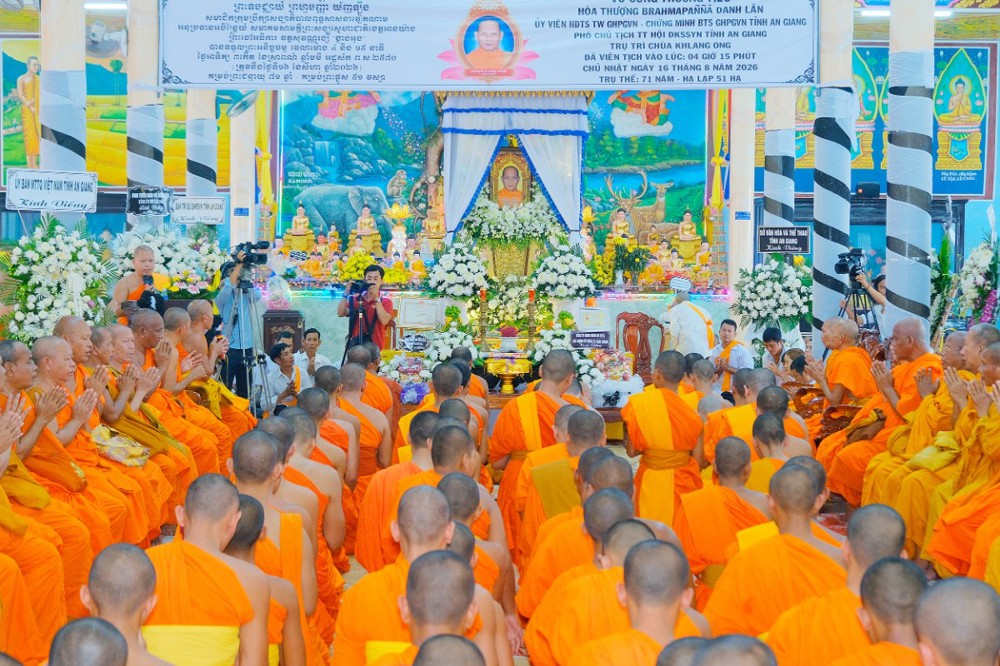 An Giang: Trang nghiêm lễ truy điệu và phụng tống kim quan Hòa thượng Danh Lân